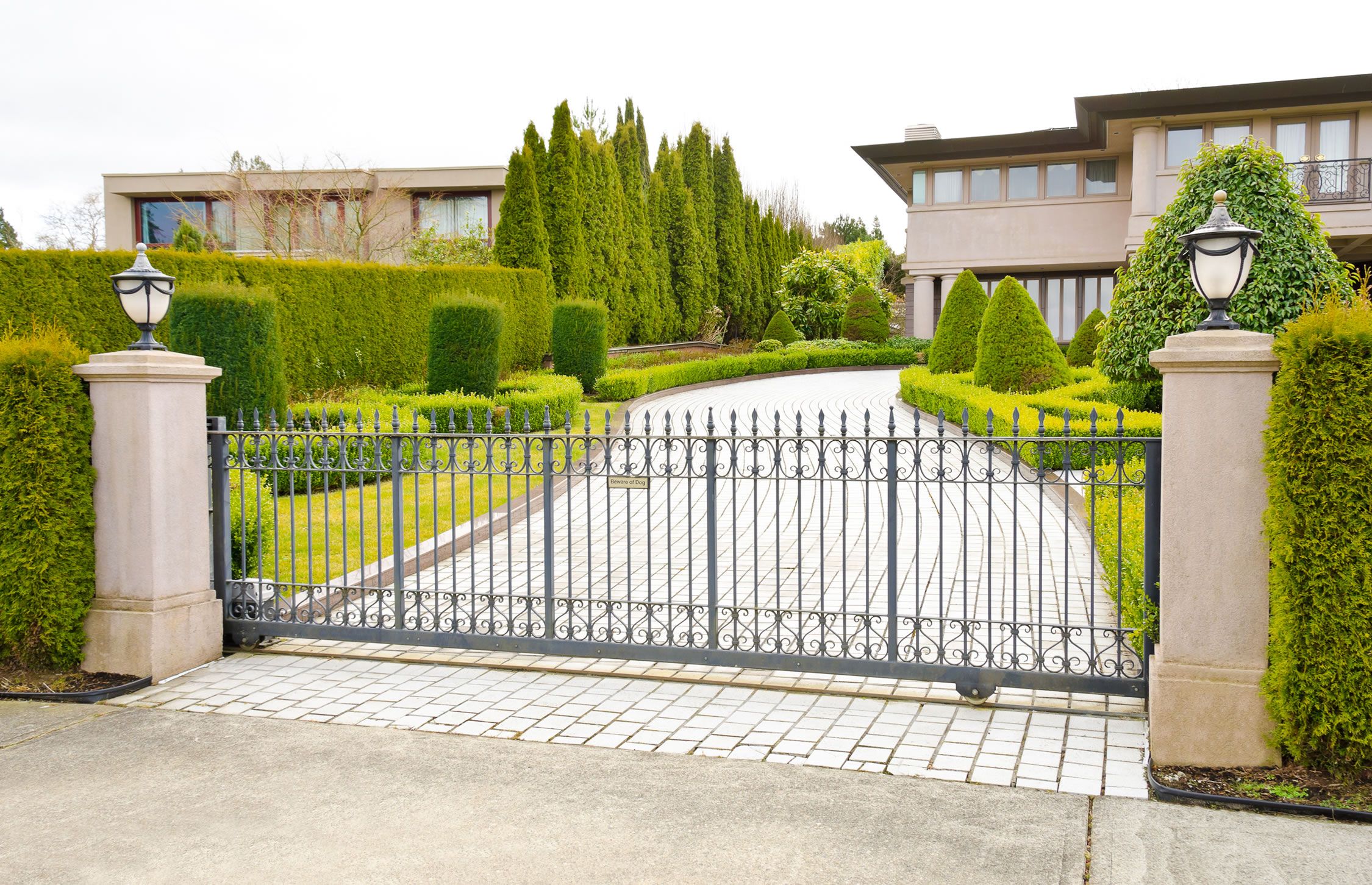 Green landscaping, Motorized Gates, iron gate, driveway